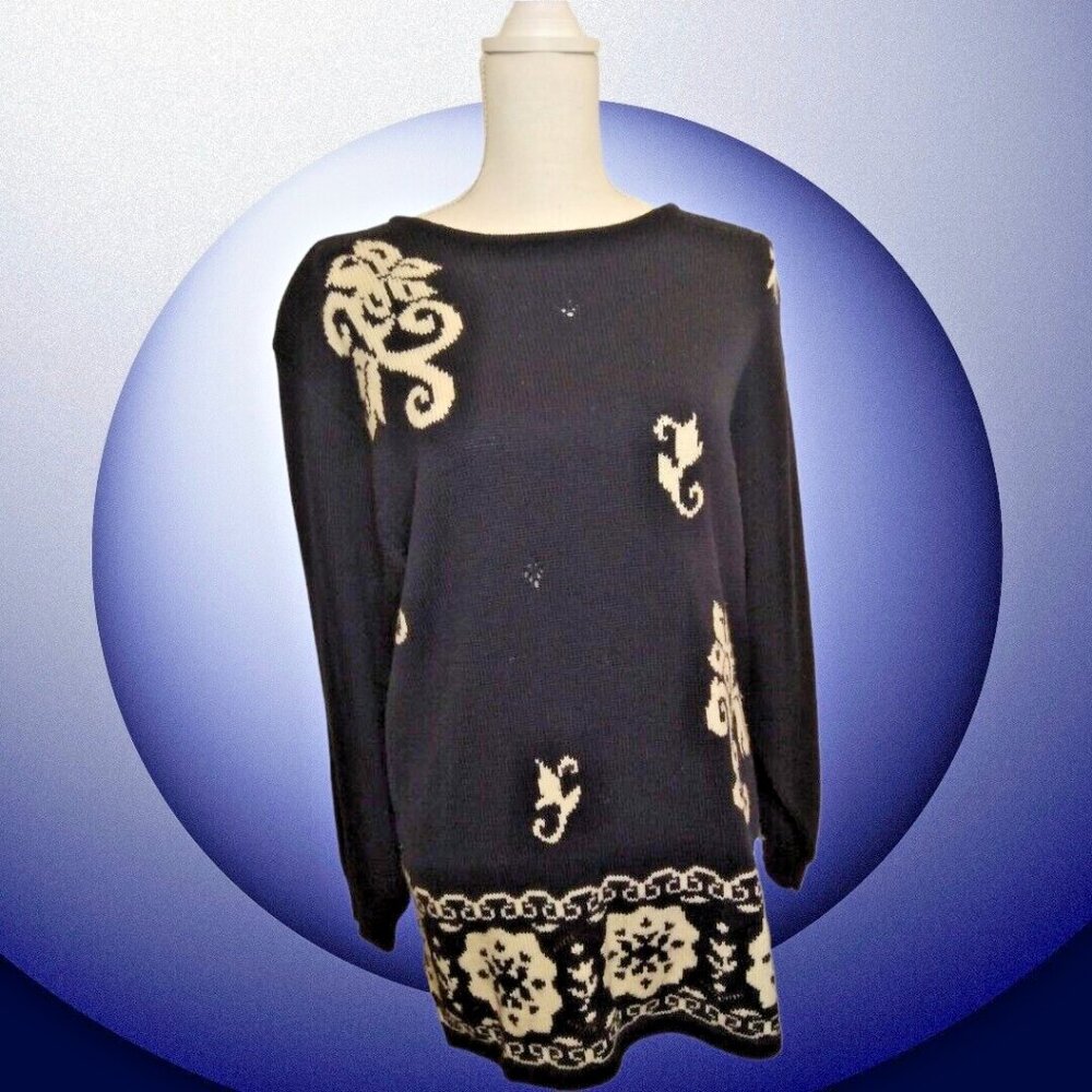 Liz Claiborne‎ Womens Top Medium/ Black w White Floral 100% Merino Wool Sweater